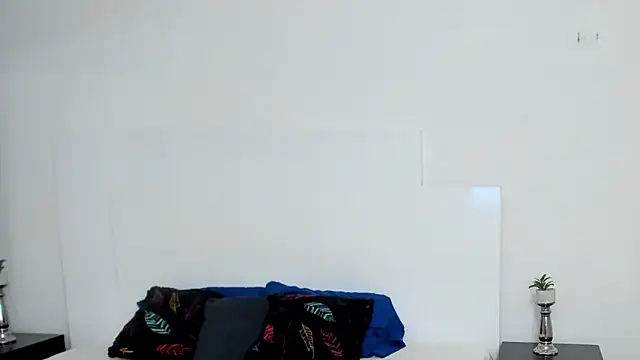 Dylan Taylor online show from February 15, 4:03 am