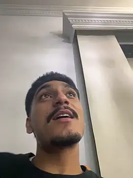 latin bbc online show from November 3, 1:10 am