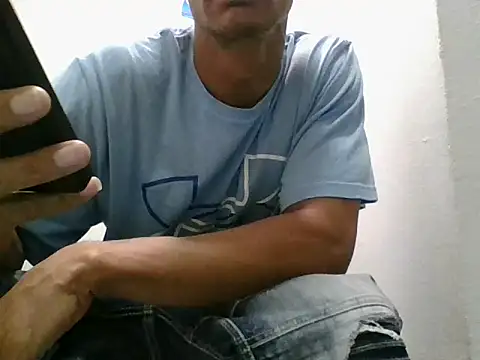 Snapshot of CirocObama69 chatting on October 5, 9:57 am CirocObama69 online show from October 5, 9:57 am