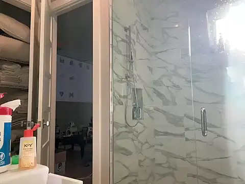 69woodinson online show from April 23, 12:29 pm