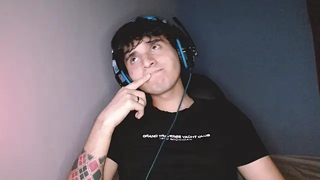 Charley quin online show from October 8, 3:22 am