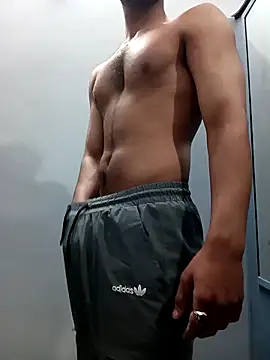 jaiwrld0 online show from February 12, 8:27 am