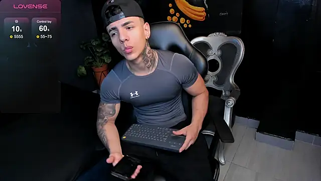 Flynn Riider online show from October 27, 5:37 pm