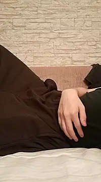 cutie anonymm online show from December 9, 11:20 pm