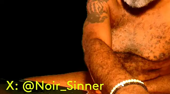 sinnernoir online show from February 7, 5:07 pm