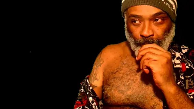 sinnernoir online show from December 16, 6:43 am