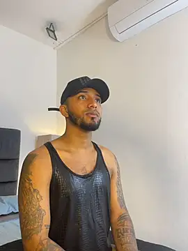 Robin Rief online show from February 27, 4:13 am