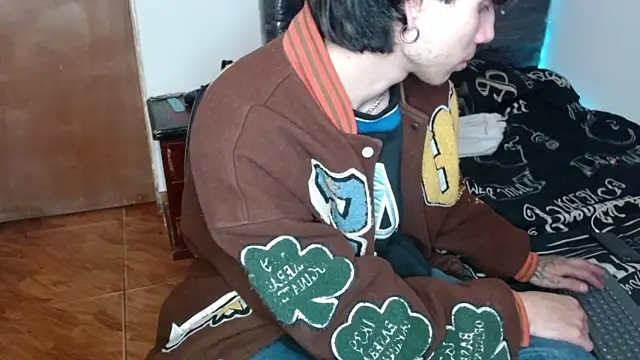 pervertsteens3 online show from November 13, 5:01 am