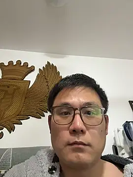 866532 online show from March 4, 11:39 am