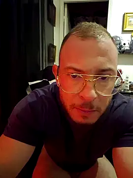 jourdinio13 online show from December 26, 12:57 am