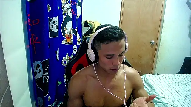 Willy Mate online show from December 26, 4:21 am