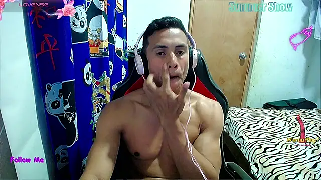 Willy Mate online show from December 30, 4:42 am