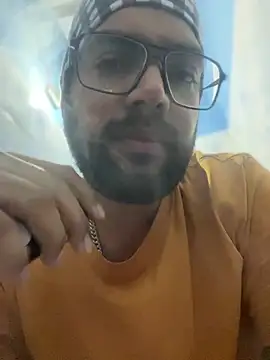 Arsh Loves Luv online show from January 2, 7:23 am