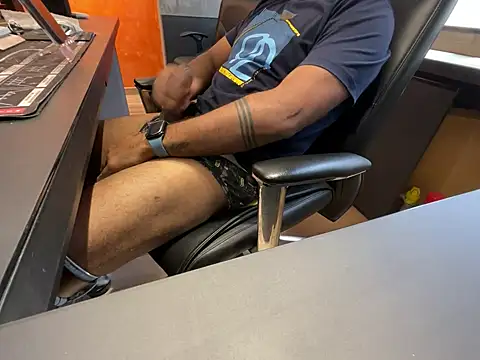 Nil Talreja online show from April 22, 9:14 am