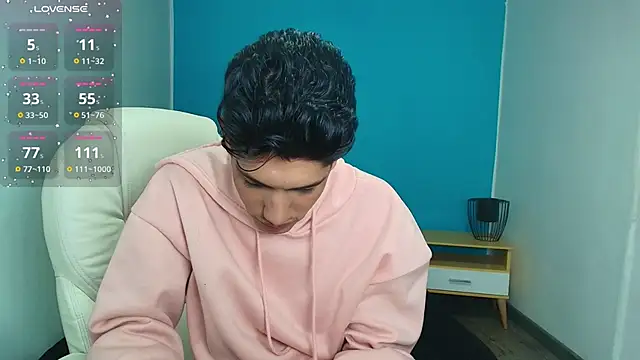 fabrizzio   online show from December 22, 3:00 pm