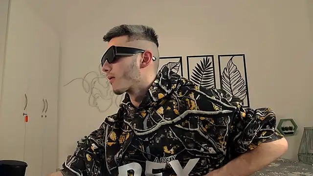 Devin Jay online show from February 27, 1:46 am