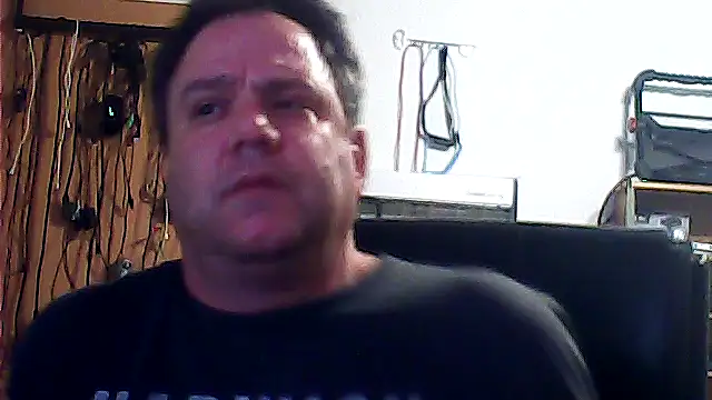 DauerAkt8069 online show from January 14, 2:05 am