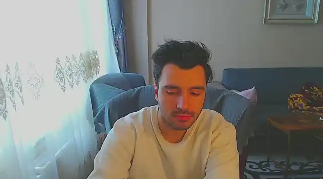 Snapshot of handsomeee04 chatting on January 6, 12:57 pm handsomeee04 online show from January 6, 12:57 pm