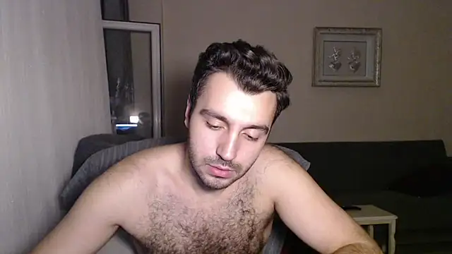 Snapshot of handsomeee04 chatting on September 9, 11:47 pm handsomeee04 online show from September 9, 11:47 pm