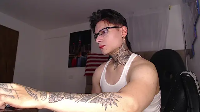 DennisWalkerr online show from March 16, 12:12 am