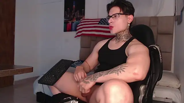 DennisWalkerr online show from January 8, 1:21 am