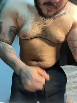 El Titan1998 online show from April 18, 11:59 pm