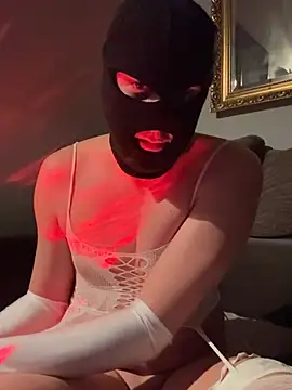 DiamondZar77038 online show from January 11, 5:40 pm