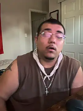 cloudy couple444 online show from February 18, 6:06 pm