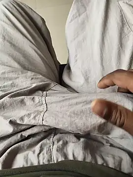 iamharryy online show from March 19, 6:05 am