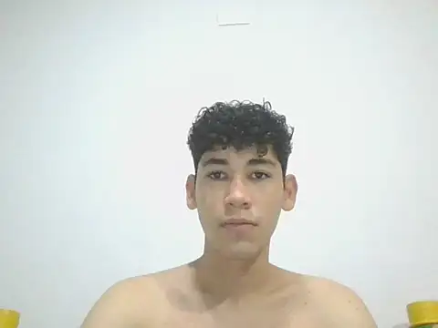 leo teen online show from January 6, 6:10 pm