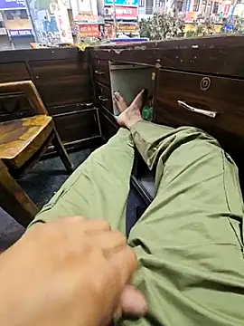 pyasevickybabu563 online show from February 28, 12:26 pm