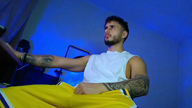 XanderCage99 online show from November 10, 2:38 am