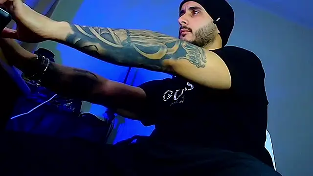 XanderCage99 online show from January 31, 7:11 pm