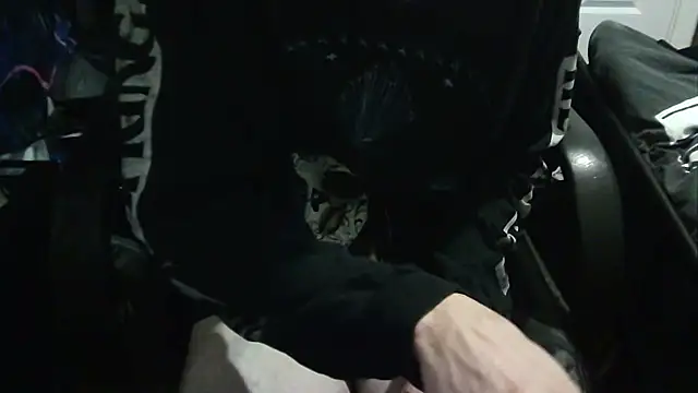 shytwink05x online show from July 21, 8:44 pm