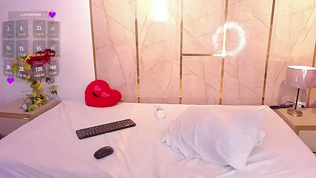 TylerBloom online show from November 28, 2:19 pm