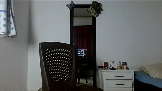 lonelydick2002 online show from June 2, 10:05 am