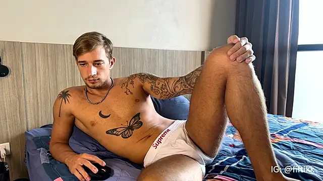 YourMarsLove online show from February 4, 1:34 am