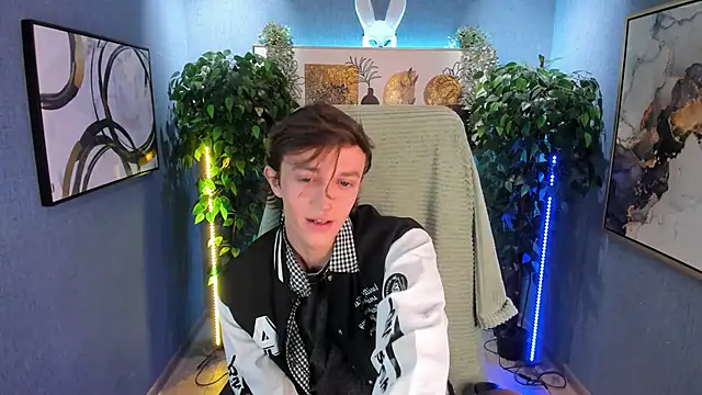 John Weasley online show from January 14, 1:05 pm