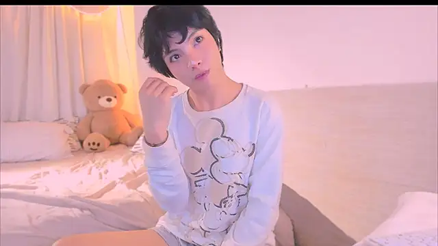 AllanYong18 online show from November 15, 2:19 pm