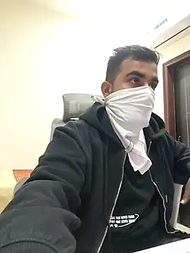 13lusty online show from November 24, 11:55 am