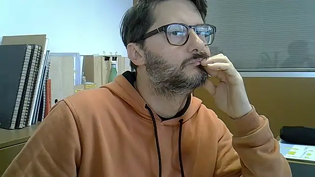 Cellino4 online show from February 1, 10:15 am