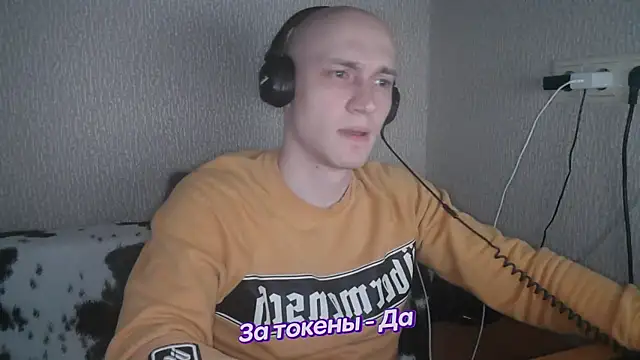 Snapshot of johnny_positive chatting on January 12, 1:27 pm johnny positive online show from January 12, 1:27 pm