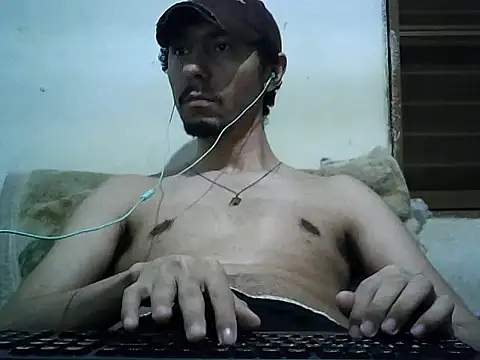 Snapshot of michel1520 chatting on October 4, 3:00 am michel1520 online show from October 4, 3:00 am