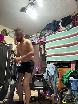 leonardohot1987 online show from March 5, 2:57 am