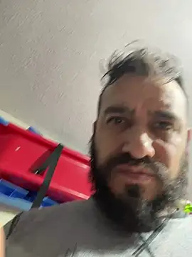 leonardohot1987 online show from February 20, 5:33 am