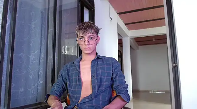 andrew willyams online show from January 11, 7:49 pm