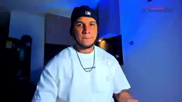 austinoficial online show from April 8, 1:17 am