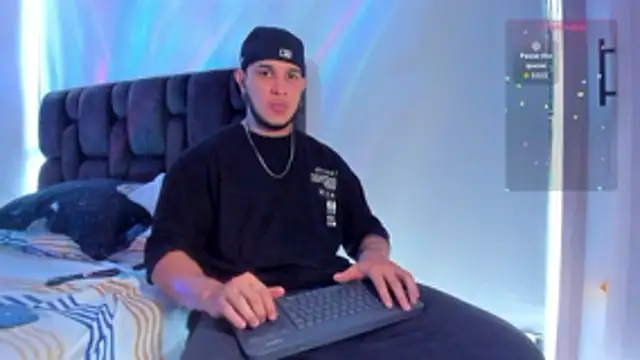 austinoficial online show from February 18, 9:12 pm