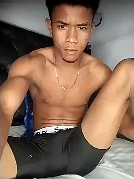 Snapshot of Black_Manba chatting on January 17, 5:11 am Black Manba online show from January 17, 5:11 am