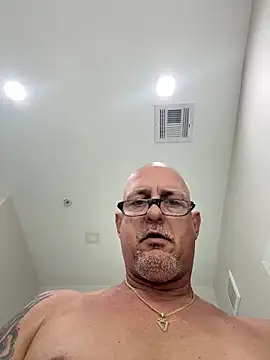 carlospingalinda online show from February 9, 4:18 pm